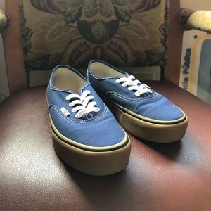☆ﾐ Authentic Platform Vans!!